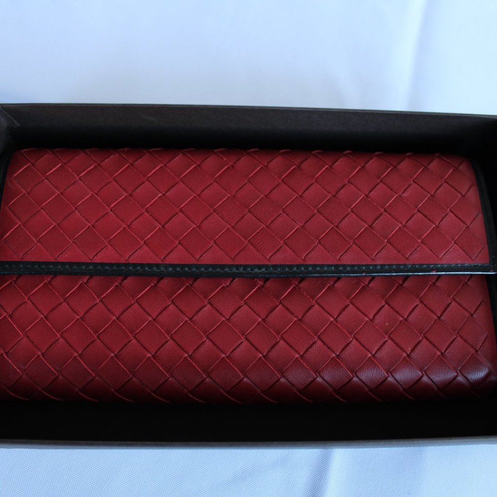 Bottega Veneta - Red Flap Wallet - Picture 9 of 16